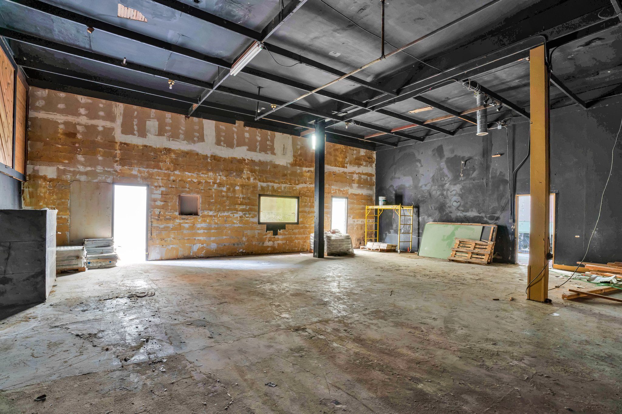 Commercial/Retail/Lease/Mixed Use